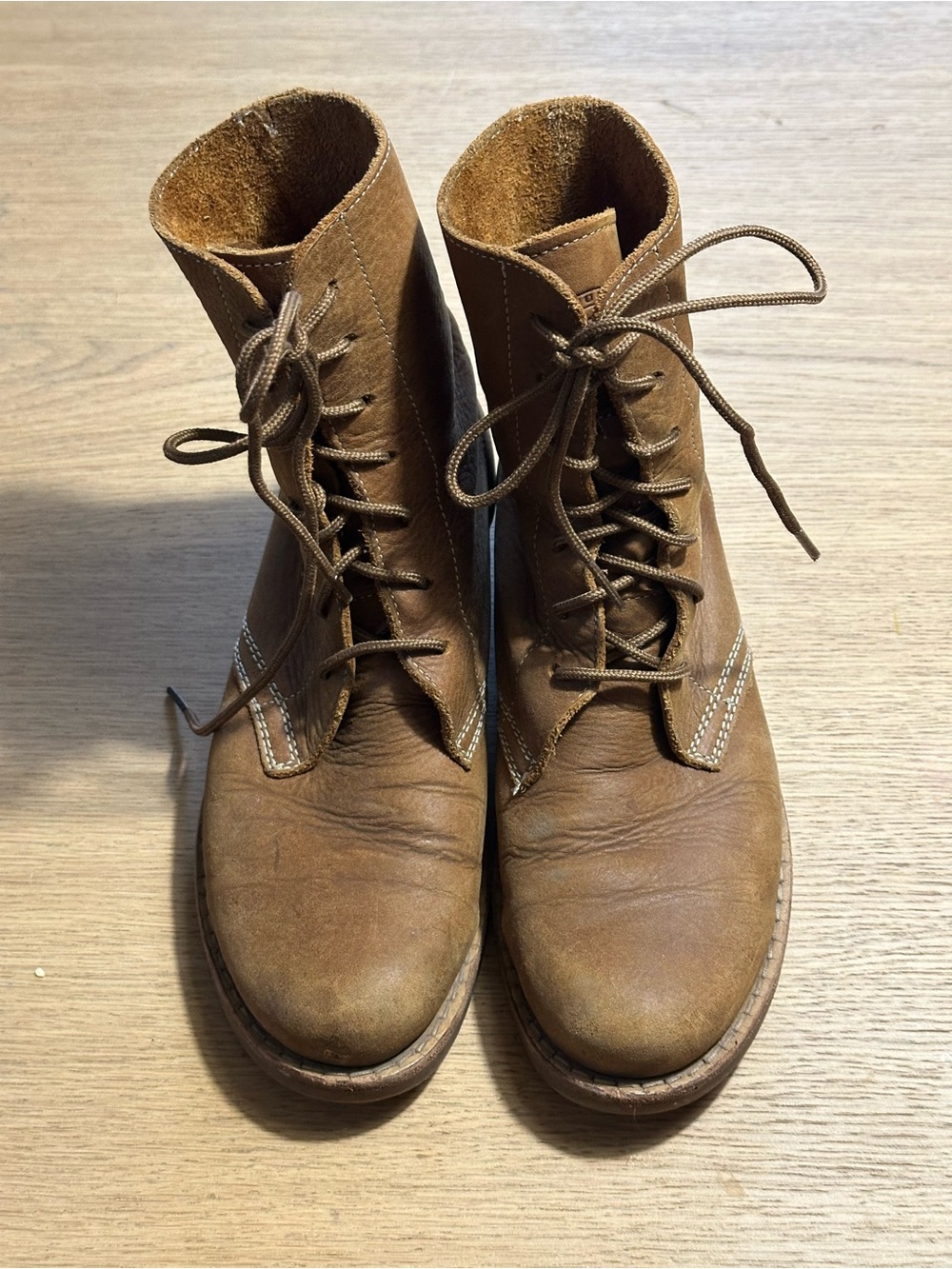Roots Genuine Leather Lace-Up Ankle Boots - Size 7